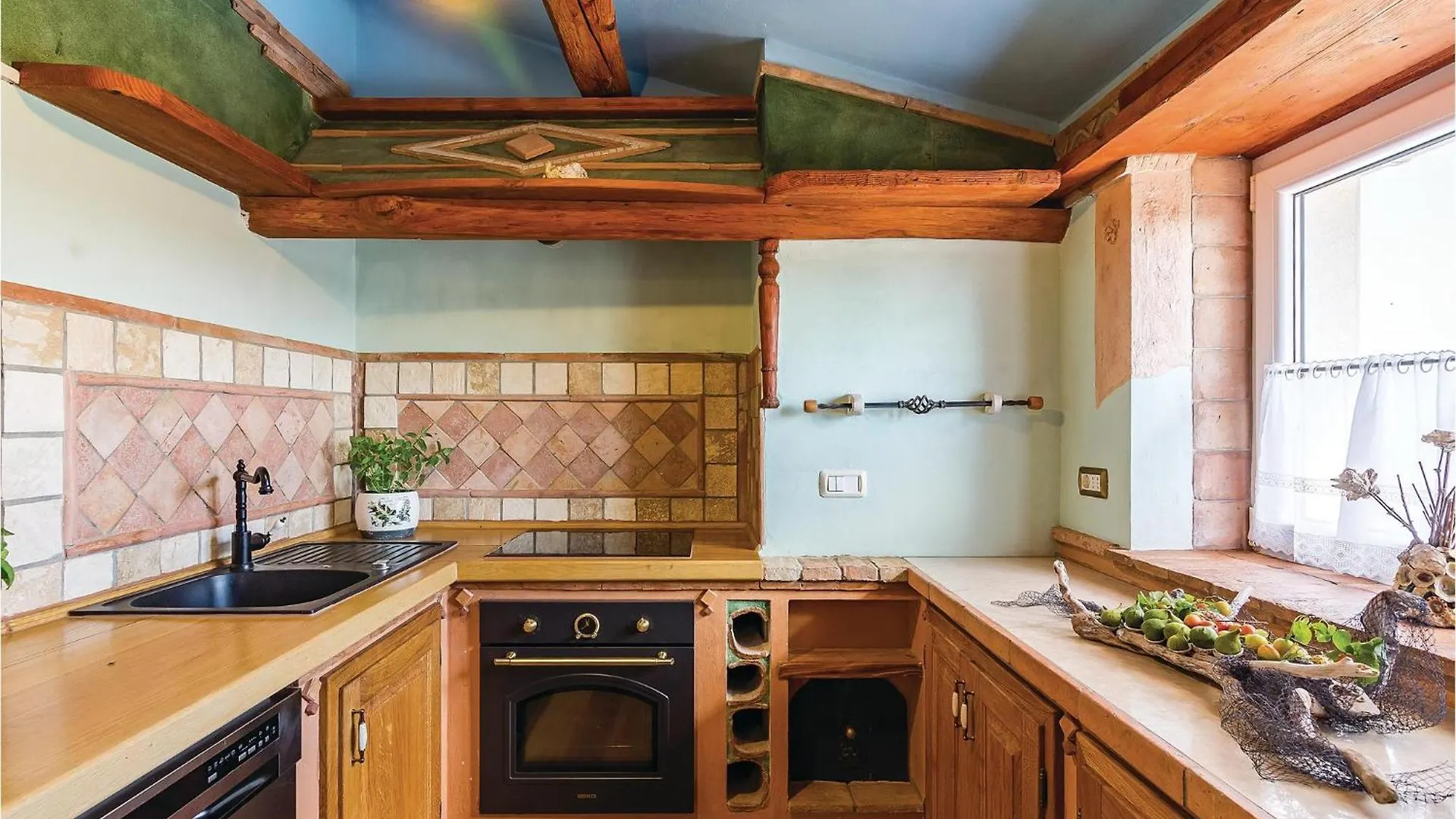 Nice Home In Krnica With Kitchen Peruški 0*,